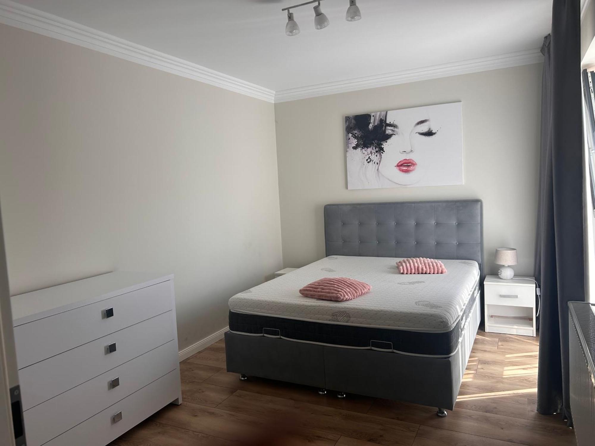 Divany Apartaments Brasov - Coresi Mall Екстер'єр фото