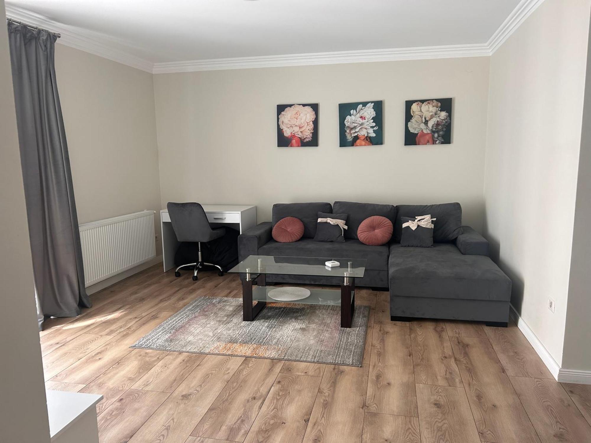 Divany Apartaments Brasov - Coresi Mall Екстер'єр фото